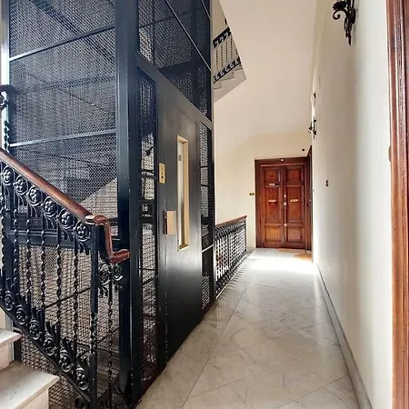 Διαμέρισμα Vatican Luxury *