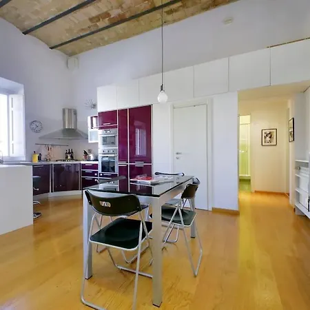 Vatican Luxury Apartmán